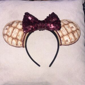 Mouse Ears Wine Corks Food and Wine Sequin Ears